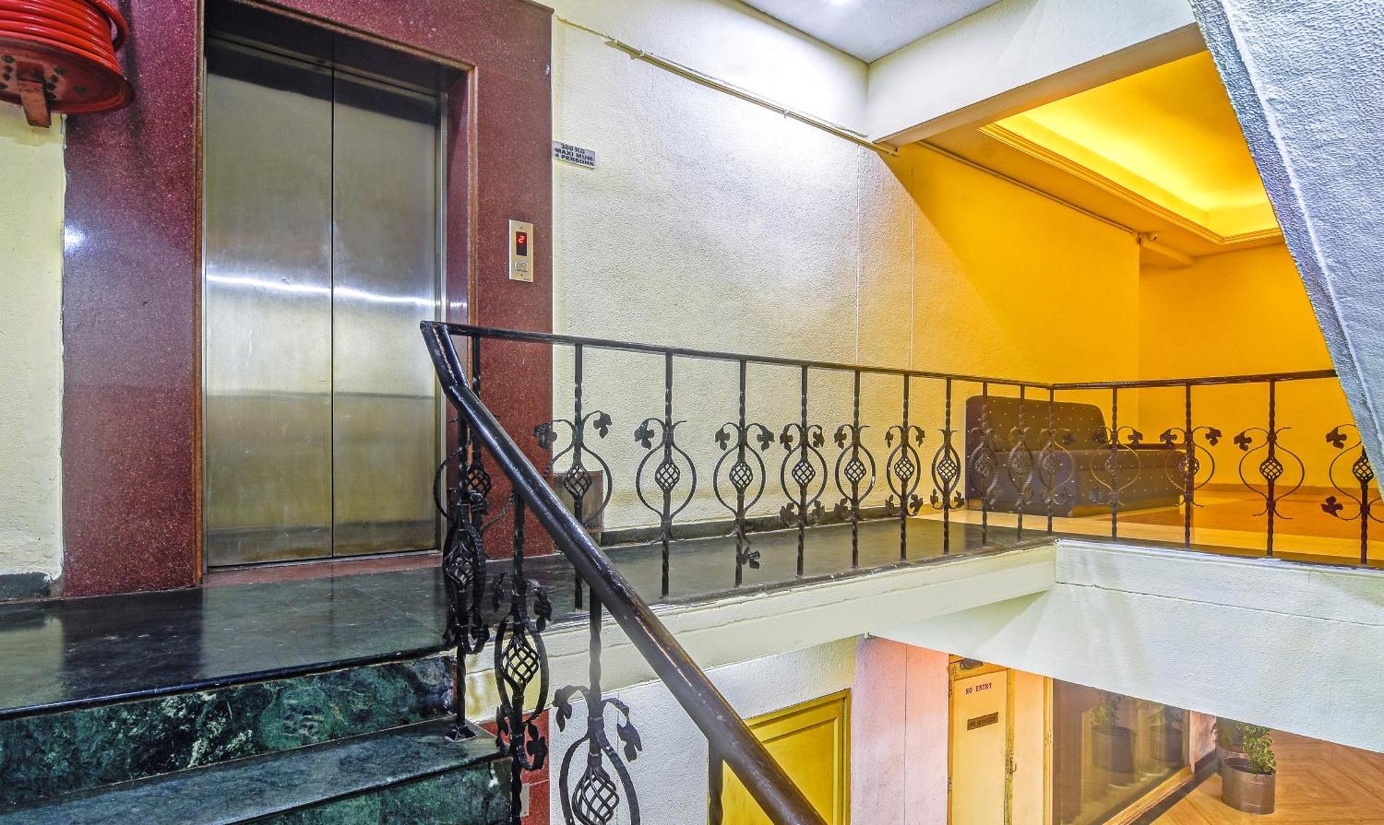 Treebo The Shagun Peer Gate Hotel Bhopal Exterior photo
